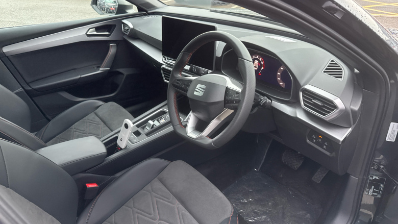 SEAT Leon 1.5 eTSI 150 FR Sport 5dr DSG [DAP] Petrol Hatchback